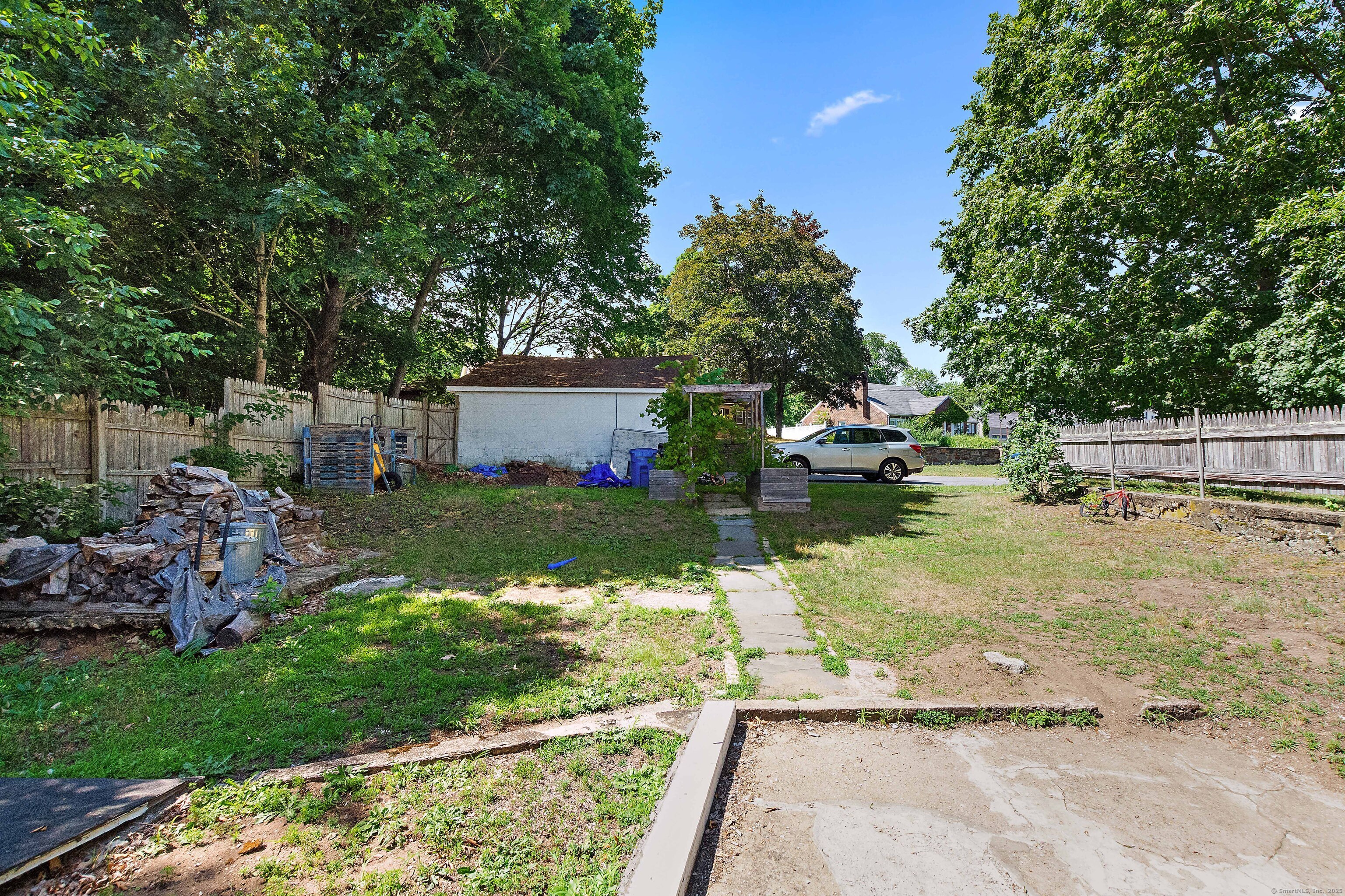 Property Photo:  24 Central Avenue  CT 06360 