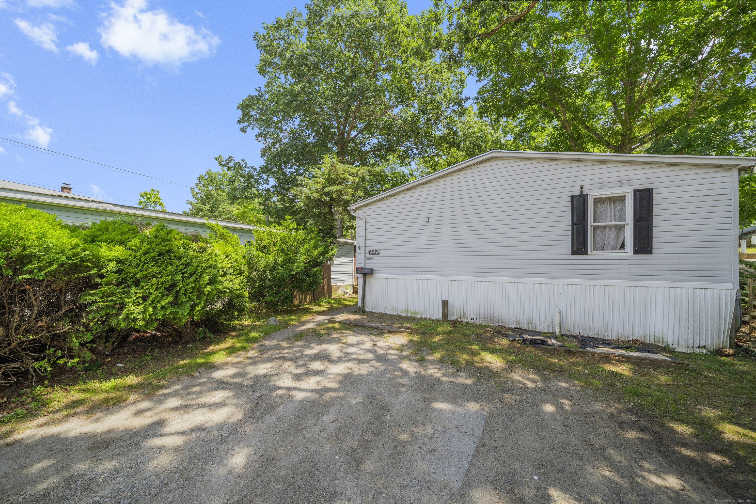 Property Photo:  607A Boswell Avenue  CT 06360 