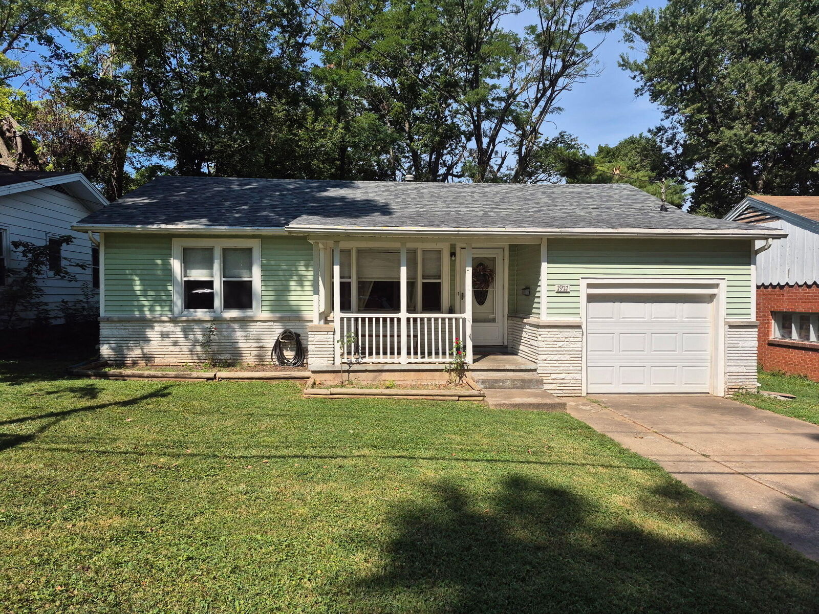 Property Photo:  1917 S Weaver Avenue  MO 65807 