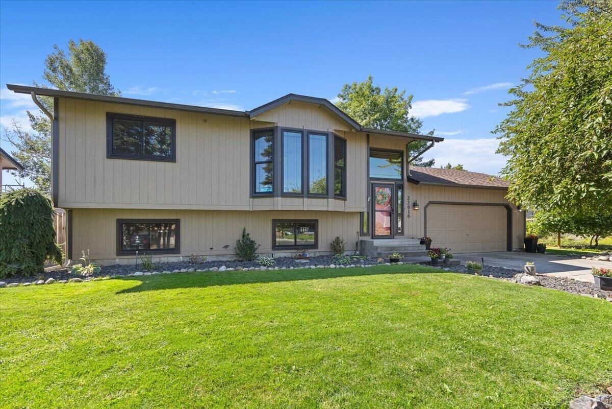 Property Photo: 22616 E Wabash Ave WA 99027