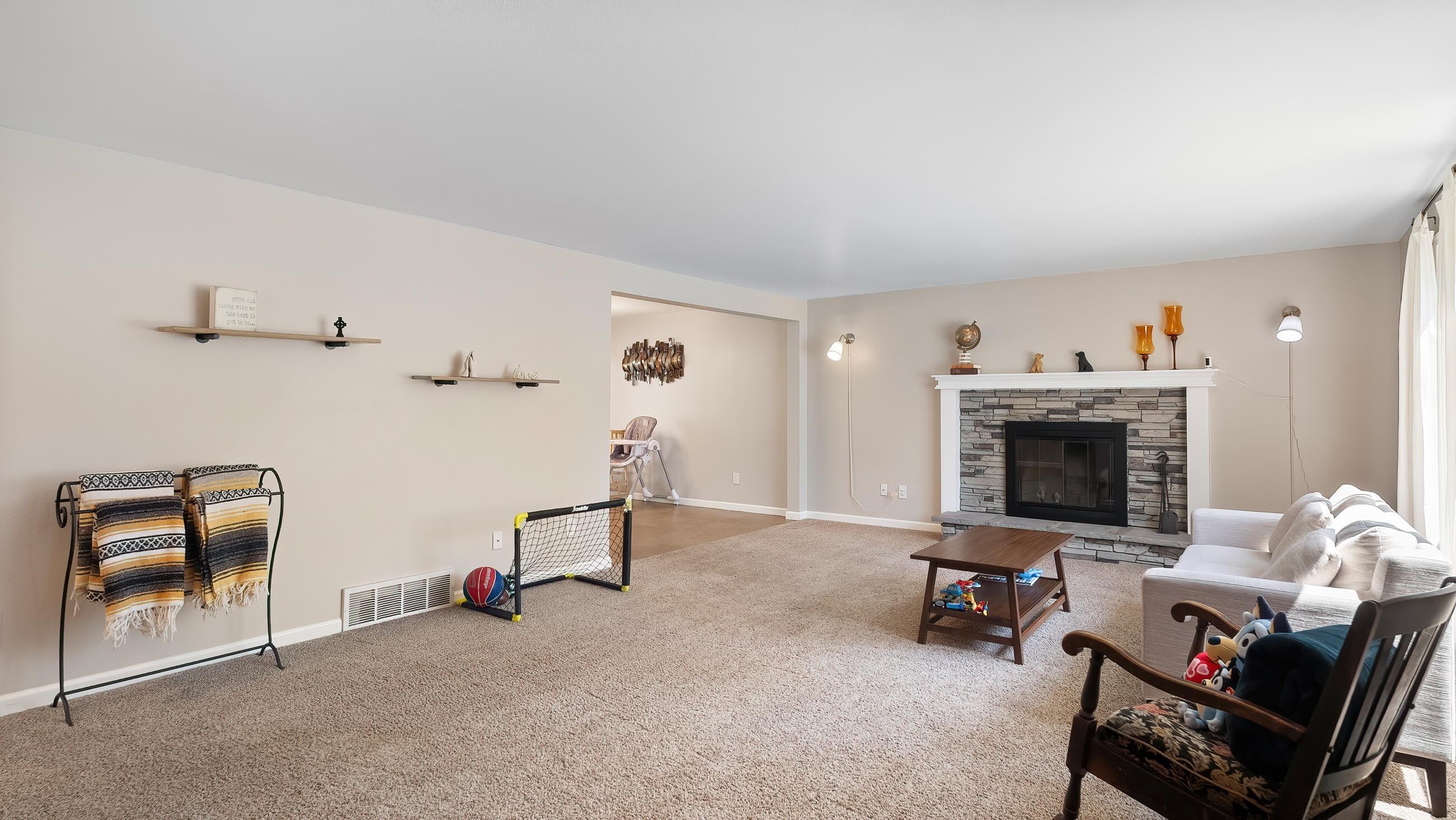 Property Photo:  15307 N Cincinnati Dr  WA 99208 