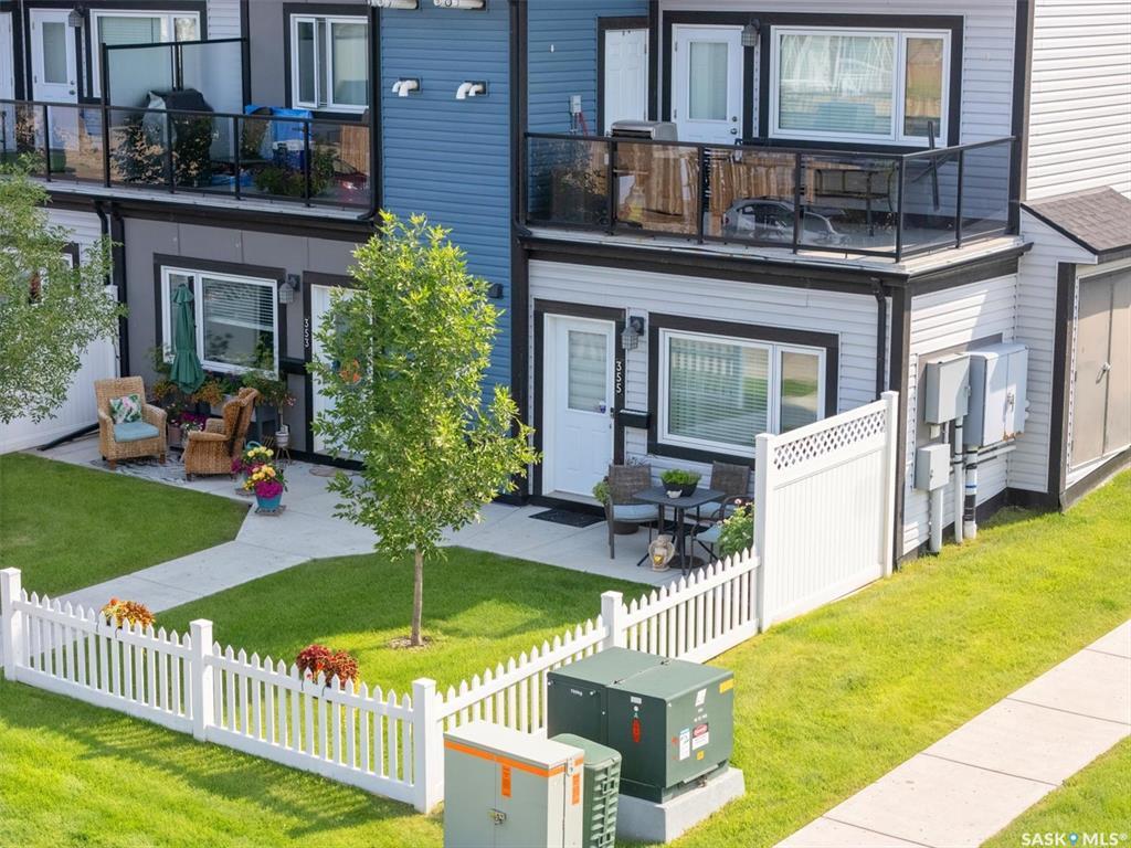 Property Photo:  620 Cornish Road 355  SK S7T 0Y3 