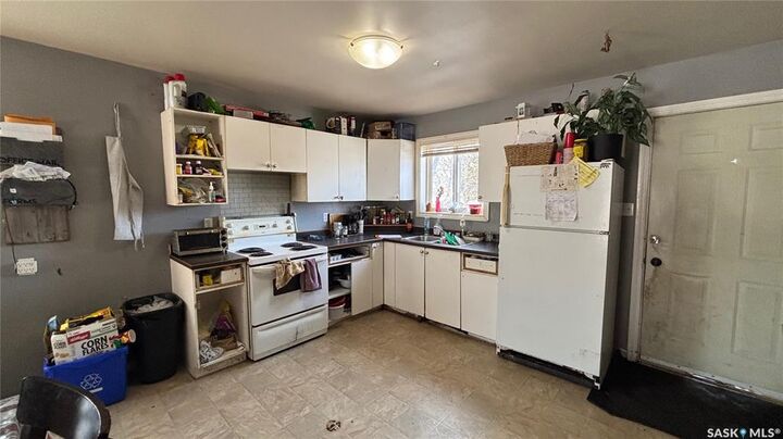 Property Photo: 409 U Avenue S SK S7M 3C4