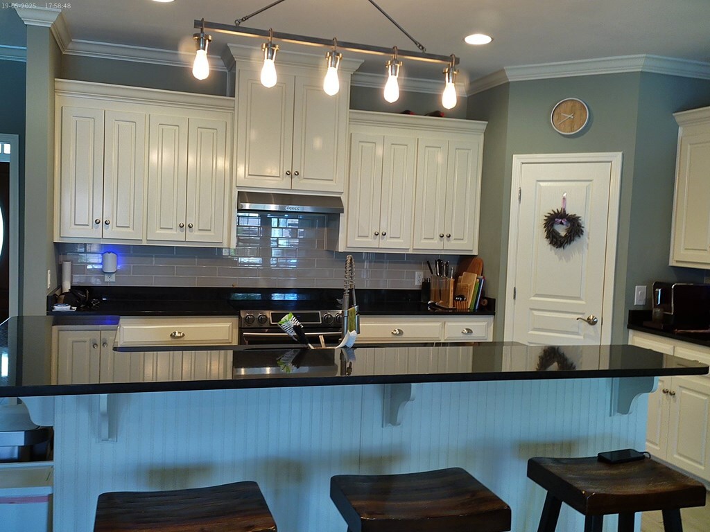 Property Photo: 106 Abbey Ct. AL 36305