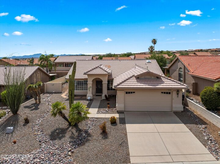 37970 S Elbow Bend Drive  Tucson AZ 85739 photo