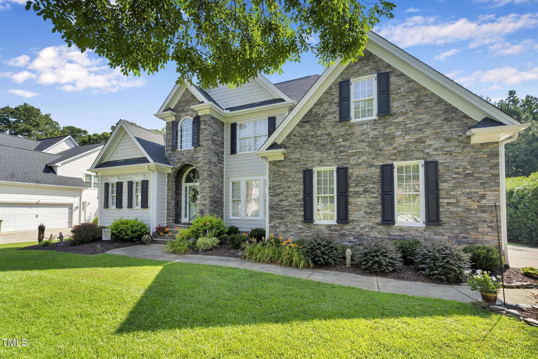 Property Photo: 2628 Forestbluff Drive NC 27526