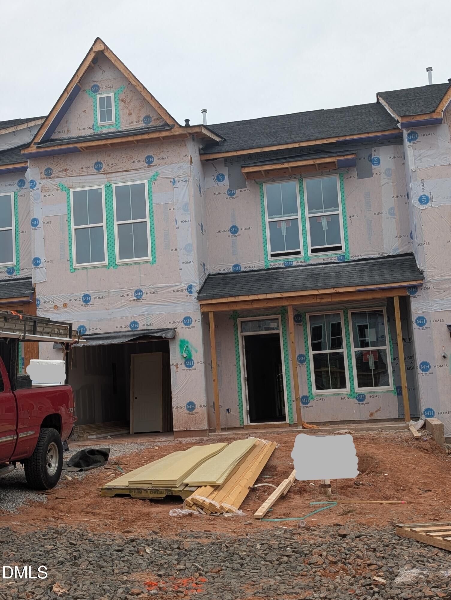 Property Photo: 1107 Bell Heather Road 4 NC 27703