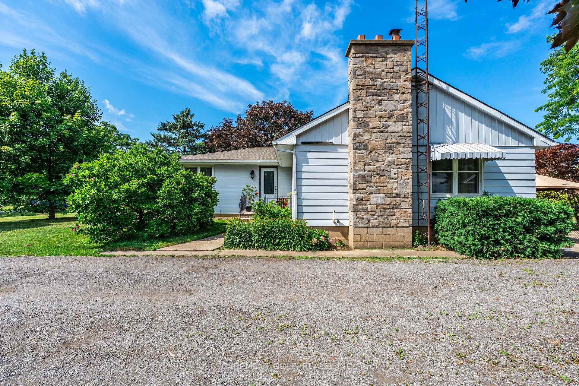 Property Photo: 3460 Garner Road ON L2E 6S4
