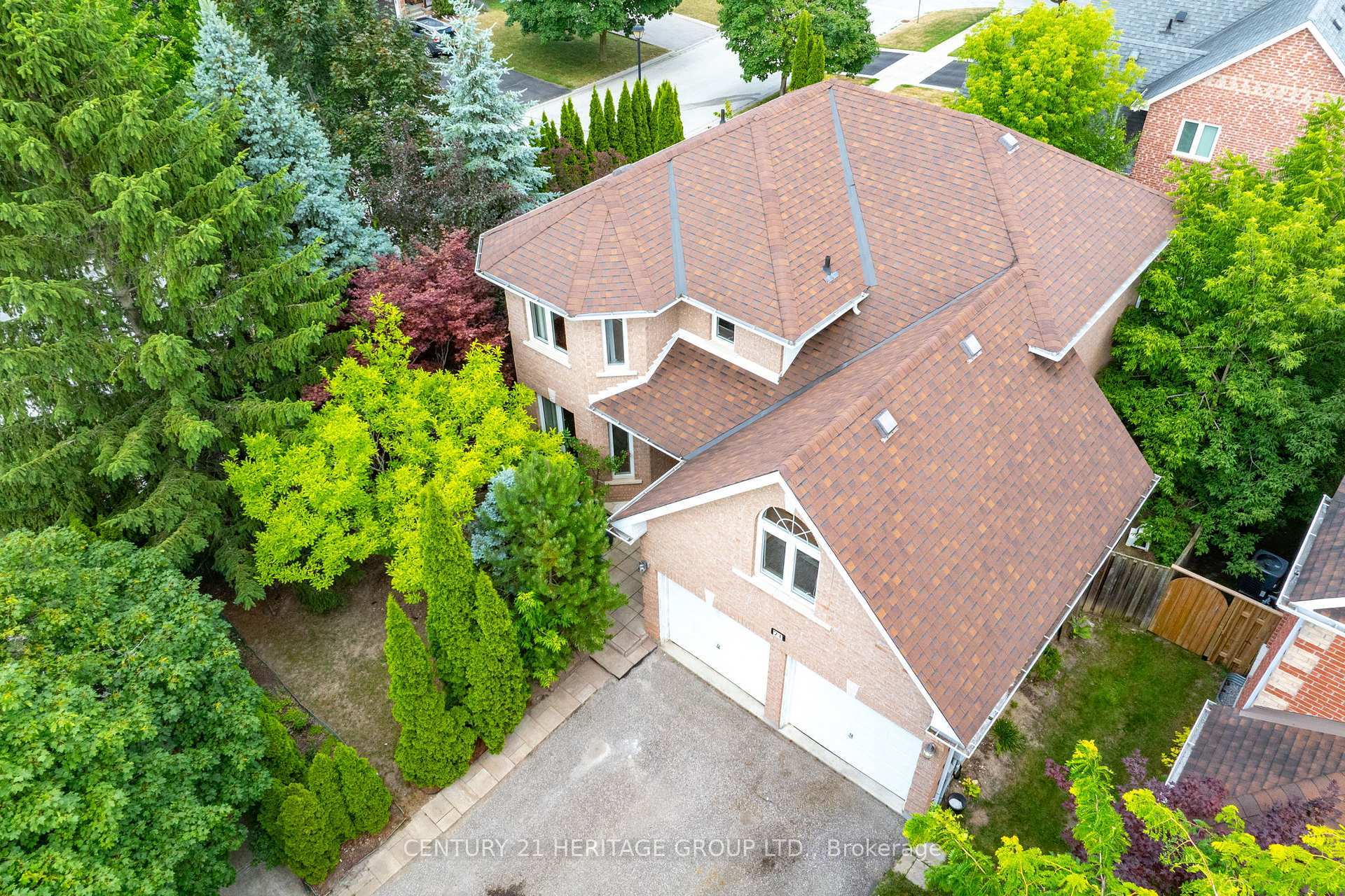Photo de la propriété: 21 Brent Road ON L9N 1R9
