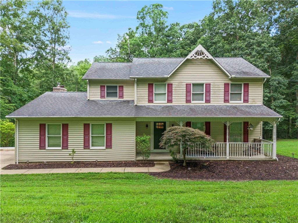 Property Photo:  221 Urquhart Road  PA 15360 