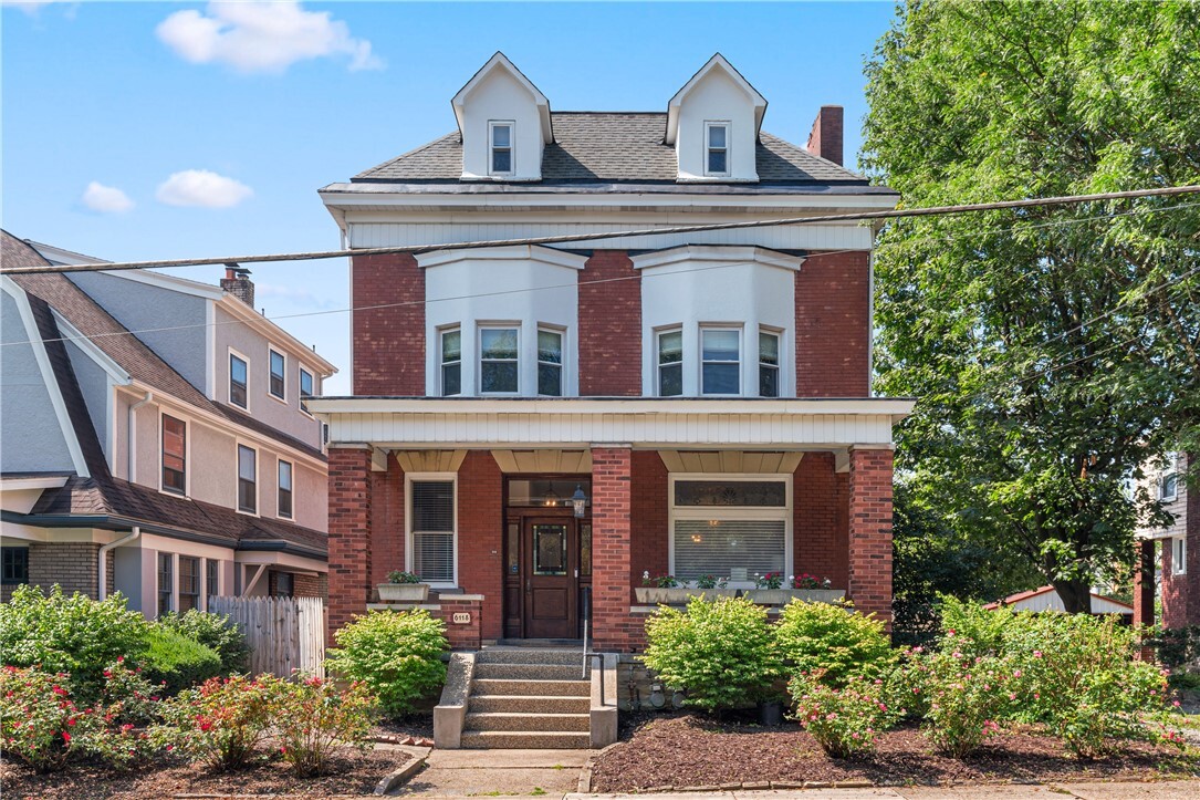 Property Photo: 6118 Jackson St PA 15206