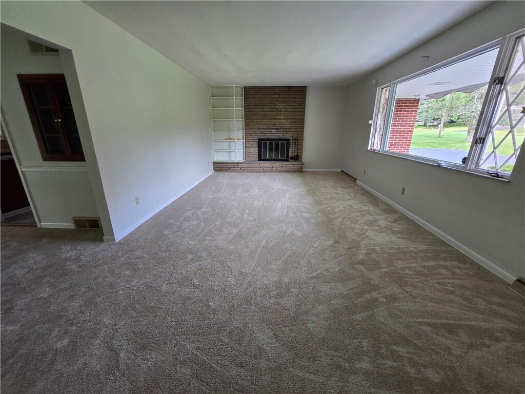 Property Photo: 264 Allison Rd PA 15044