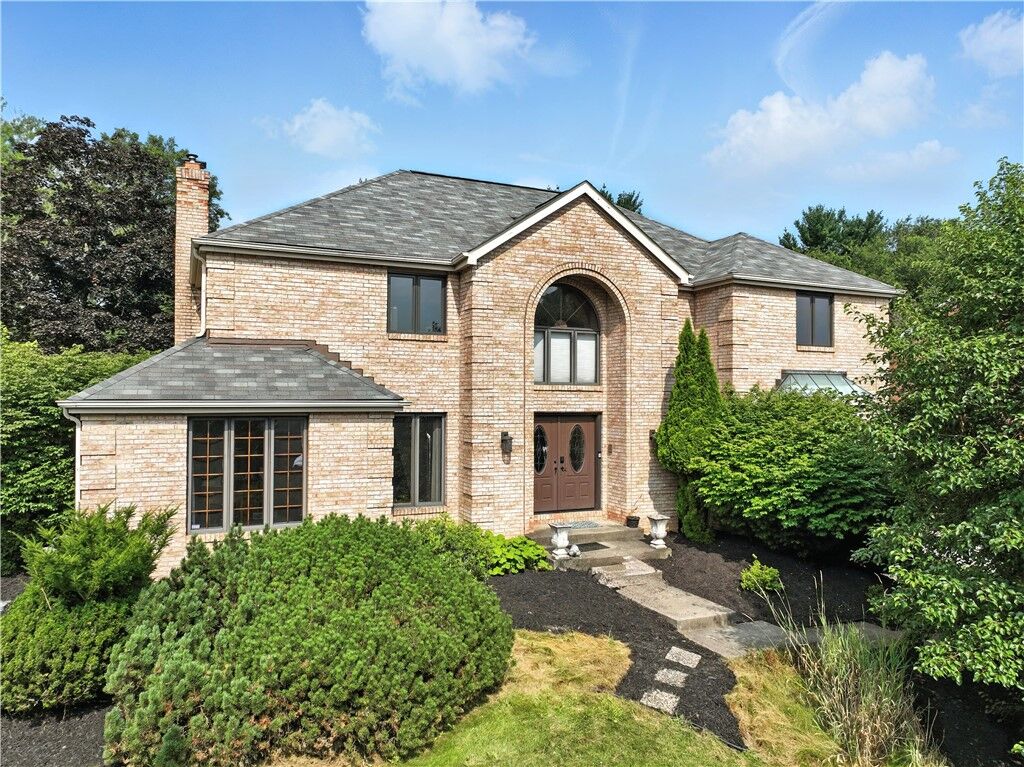Property Photo:  2503 Birchwood Court  PA 15090 