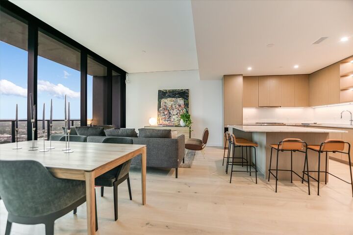 Property Photo: 610 Davis Street 3402 TX 78701