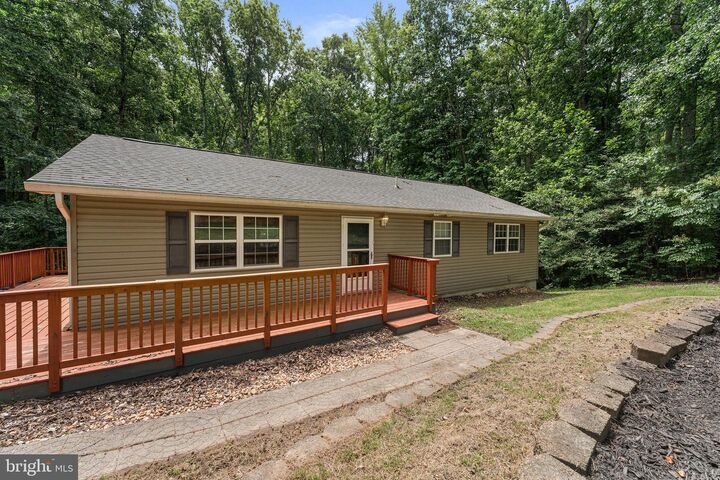 Property Photo: 7224 Washington Drive VA 22485