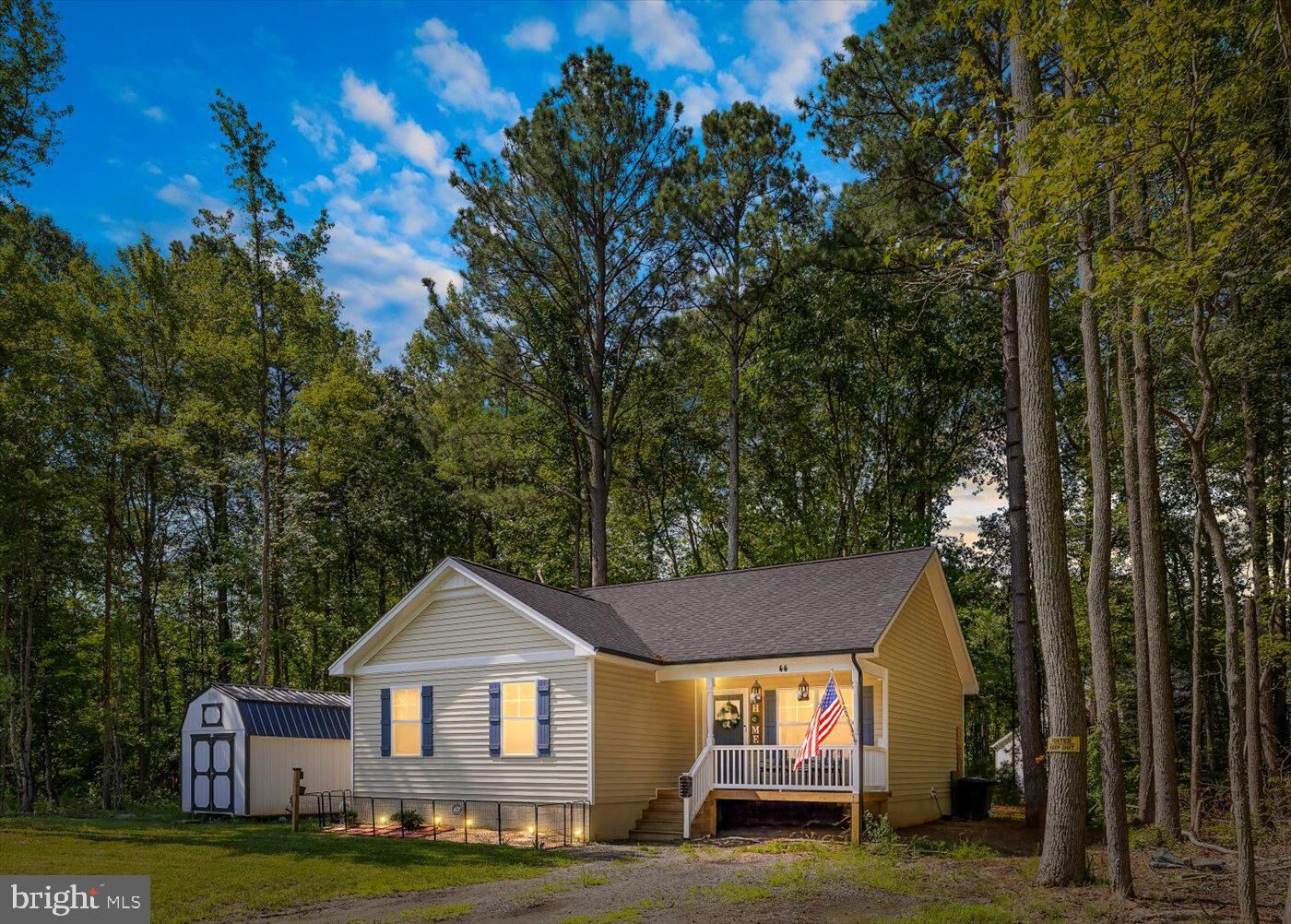 Property Photo: 44 Deux Rue VA 22443
