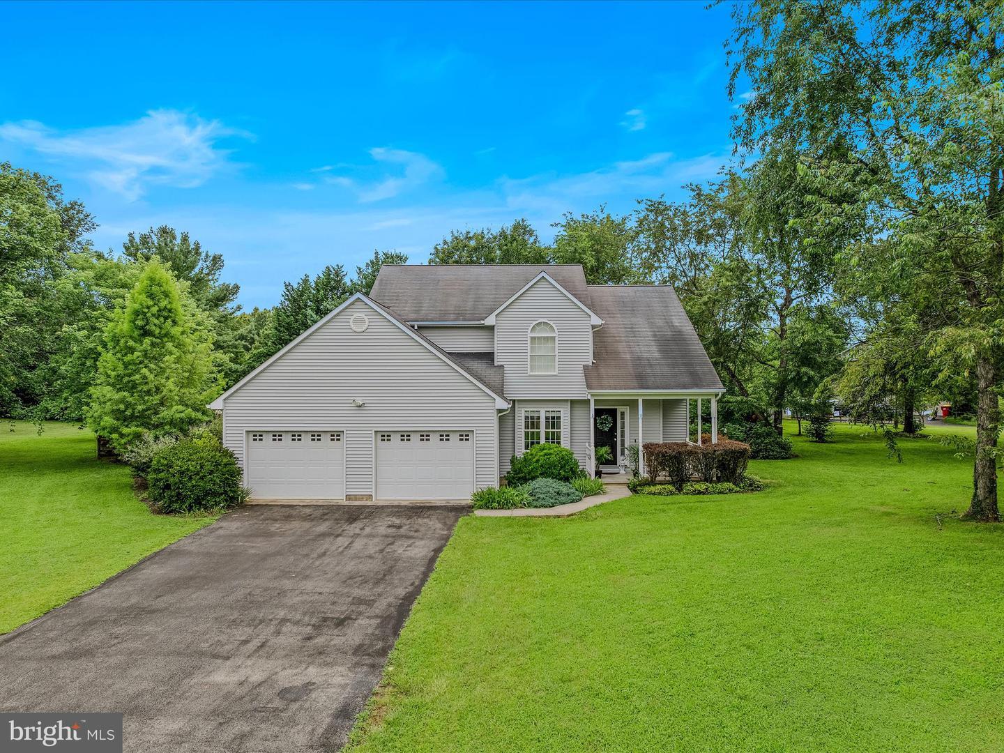 Property Photo: 16 Stormfield Drive W WV 25404
