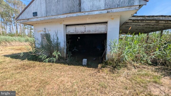 Property Photo: 3012 William Maddox Road MD 21817