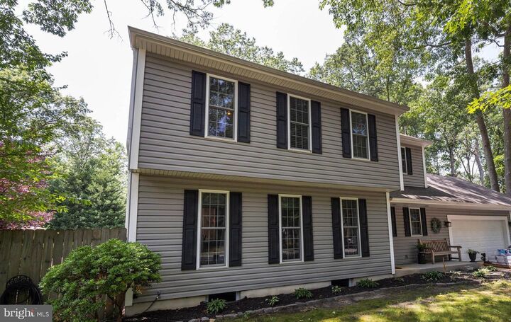 Property Photo:  10 Waltham Way  NJ 08081 