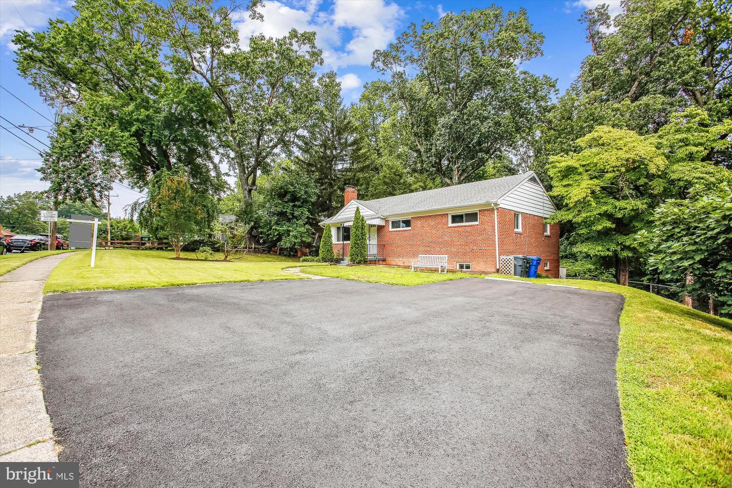 Property Photo: 3305 Graham Road VA 22042