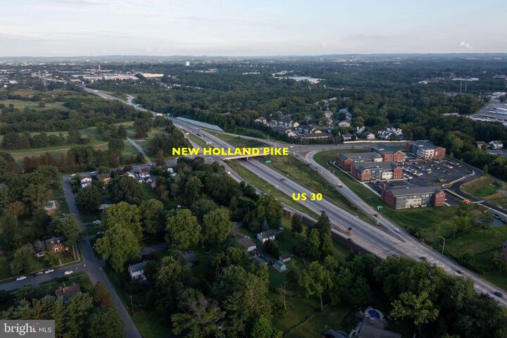Property Photo: 1354 Country Club Drive PA 17601