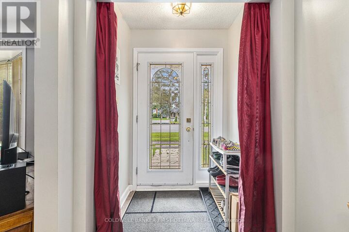 Property Photo:  3061 Upper Otterson Place  ON K1V 7B5 
