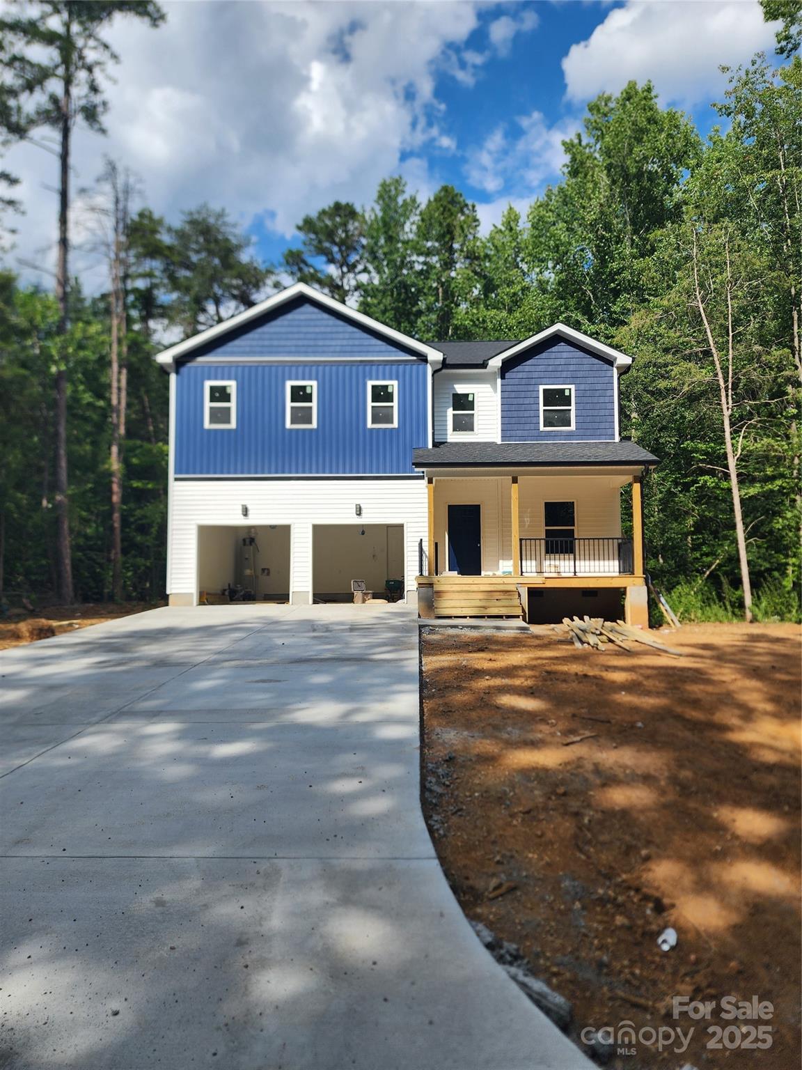 Property Photo: 13715 Circle Drive NC 28262