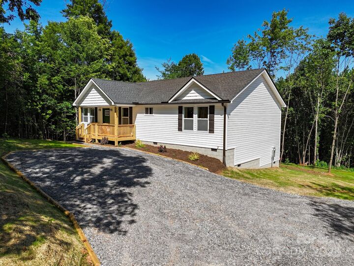 72 Carolyn Drive  Candler NC 28715 photo