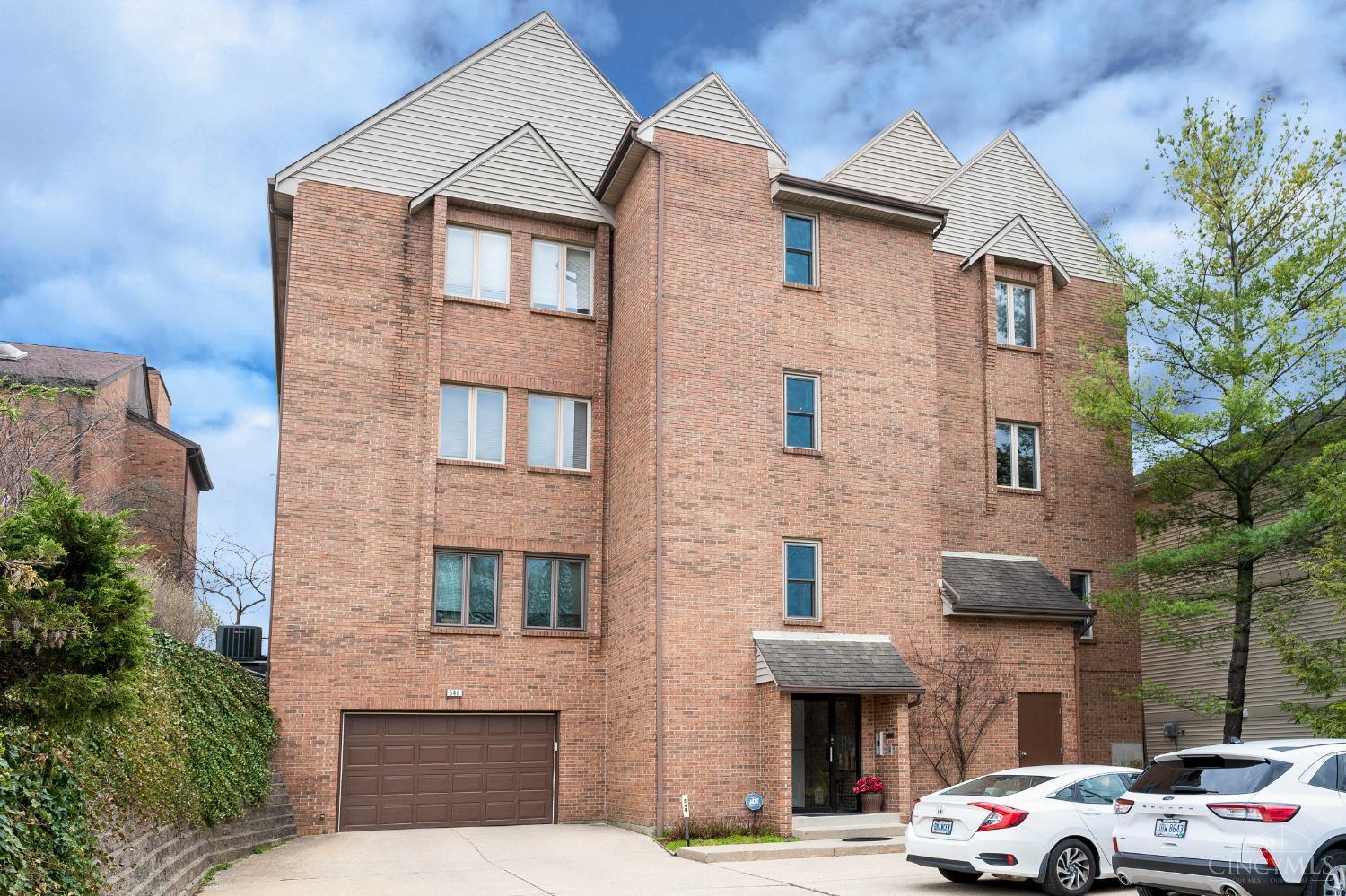 Property Photo:  548 Davenport Avenue  OH 45204 