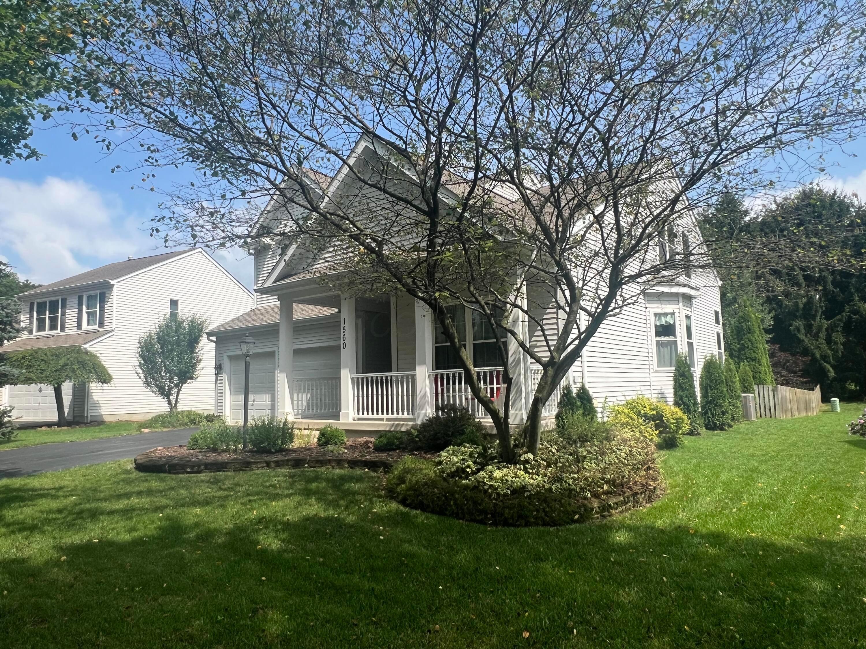 Property Photo: 1560 Pheasant Run Drive OH 43055
