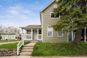 Property Photo: 94 E Woodrow Avenue OH 43207