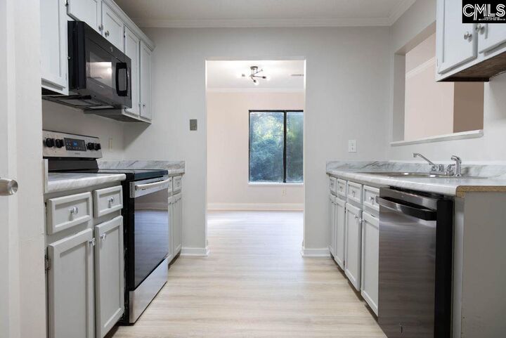 2001 Creekside  Columbia SC 29210 photo