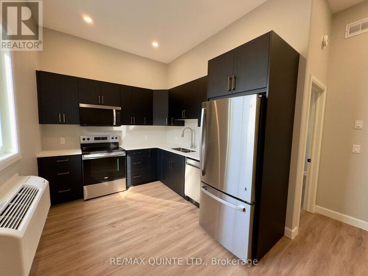 Property Photo:  330 Victoria Street 1  ON K0K 3J0 