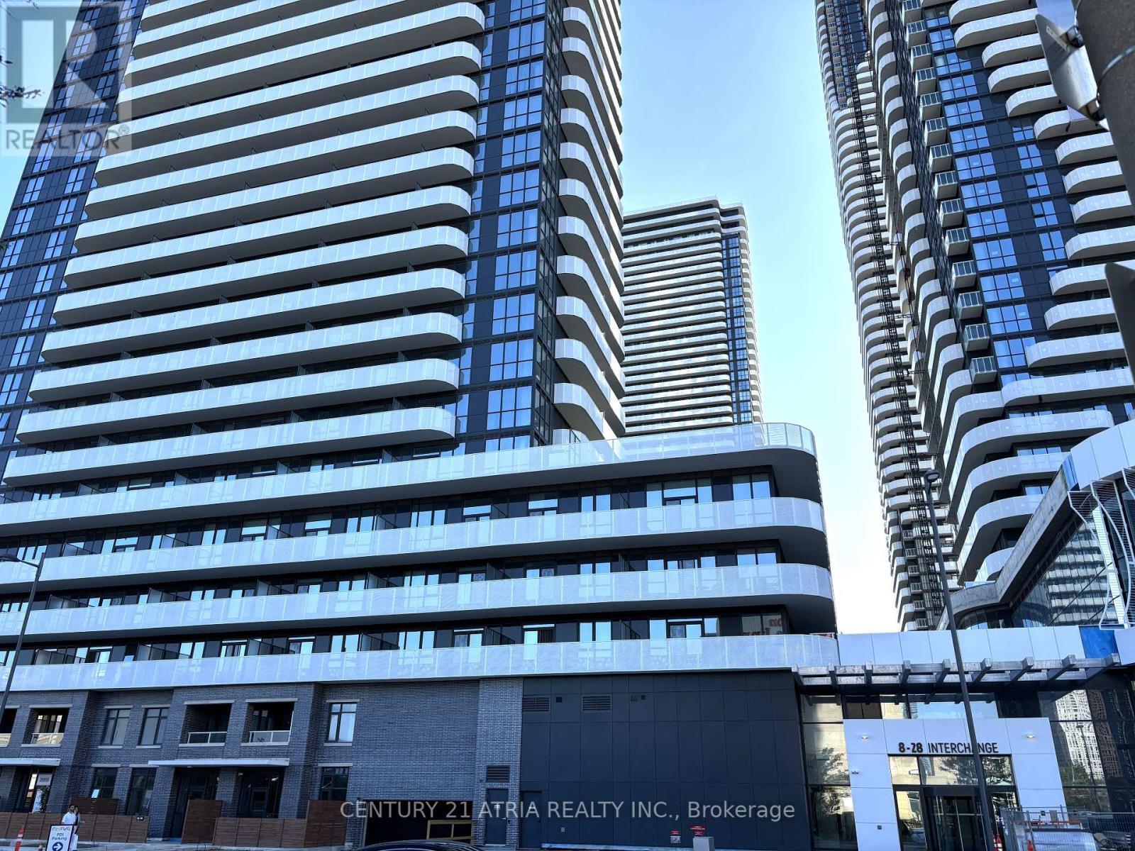 Property Photo:  28 Interchange Way 1809  ON L4K 0P8 