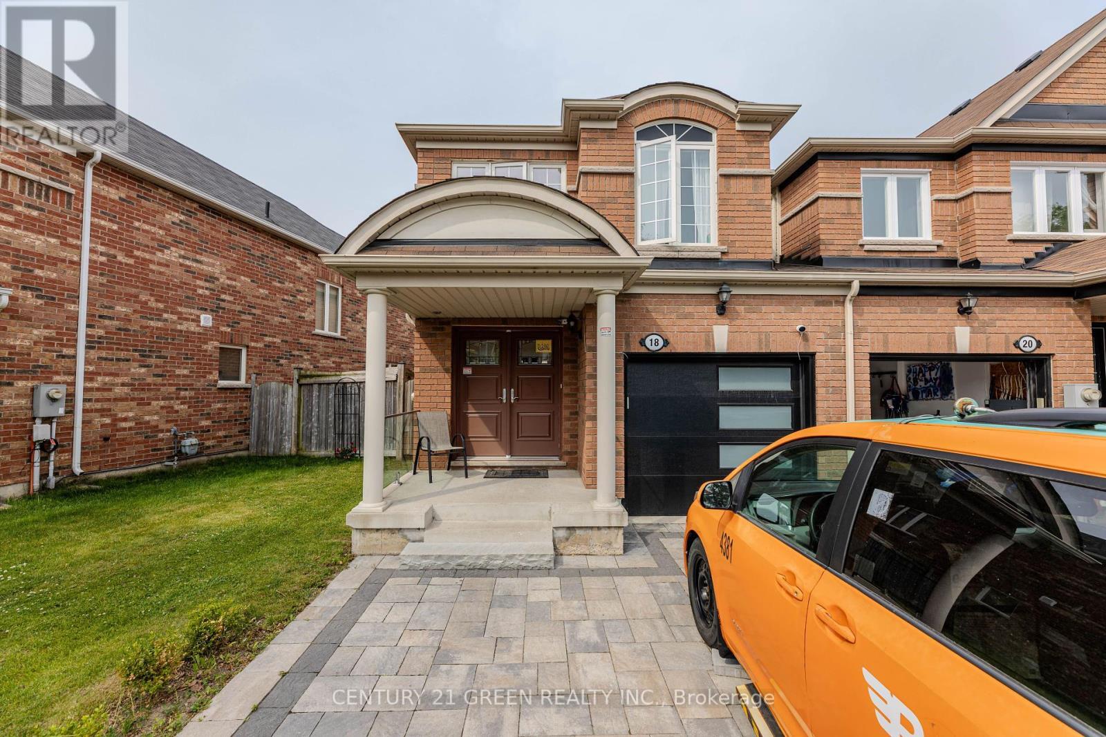 Property Photo: 18 Summit Drive ON L4H 0K2