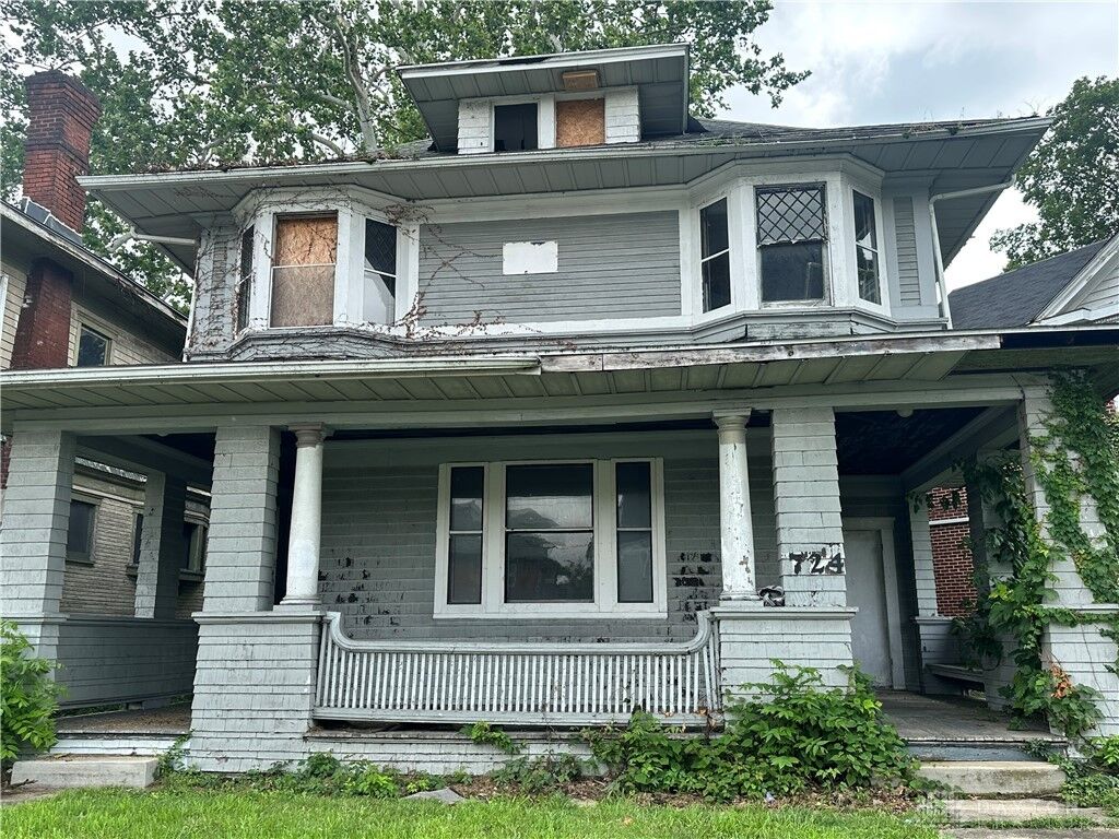 Property Photo:  724 Salem Avenue  OH 45406