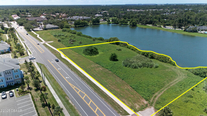 Property Photo: 1370 Reed Canal Road FL 32129