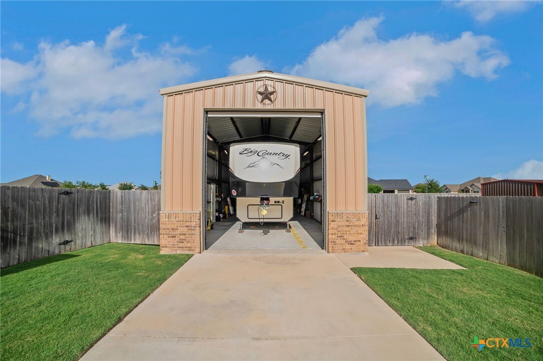 Property Photo:  5125 Few Oaks Drive  TX 76571 
