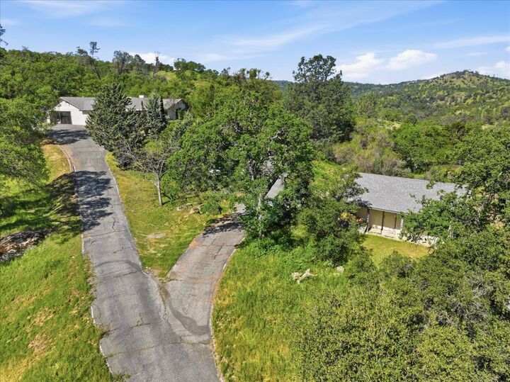 Property Photo:  31749 Road 400  CA 93614 