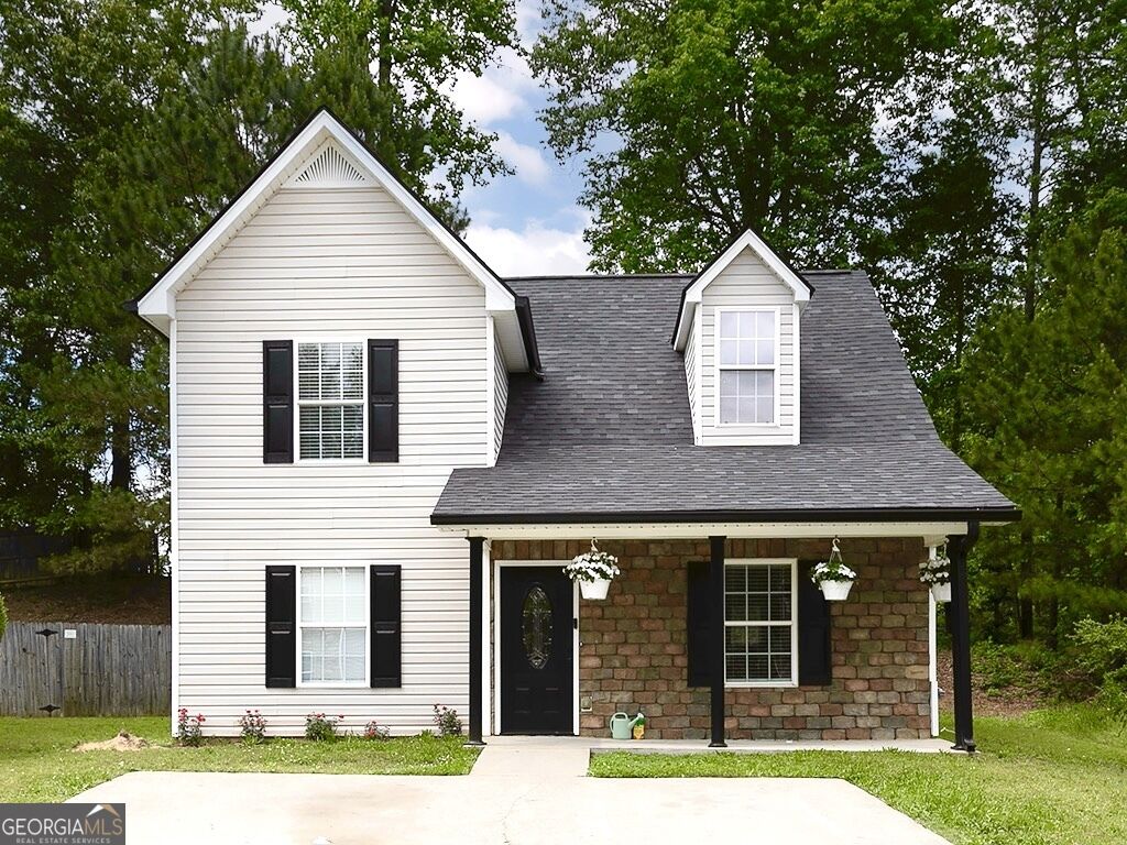 Property Photo:  201 Twin Pines Court  GA 30132 