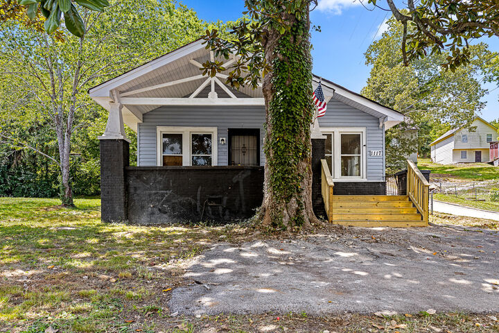 Property Photo: 1117 Belmeade Avenue TN 37411