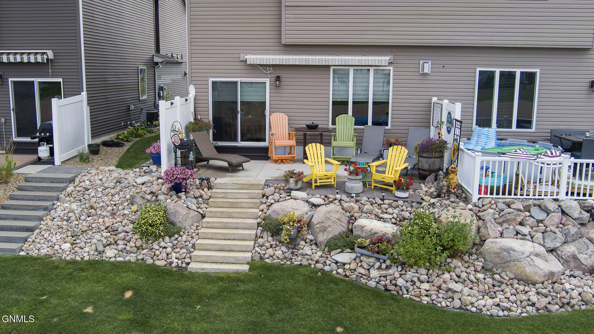Property Photo:  2463 Water Park Loop SE  ND 58554 
