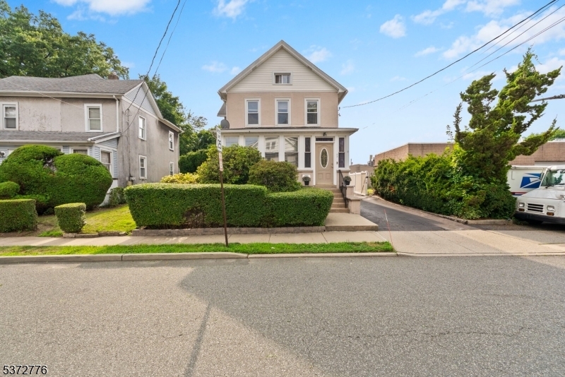 Property Photo:  32 Walter Hammond Pl  NJ 07463 