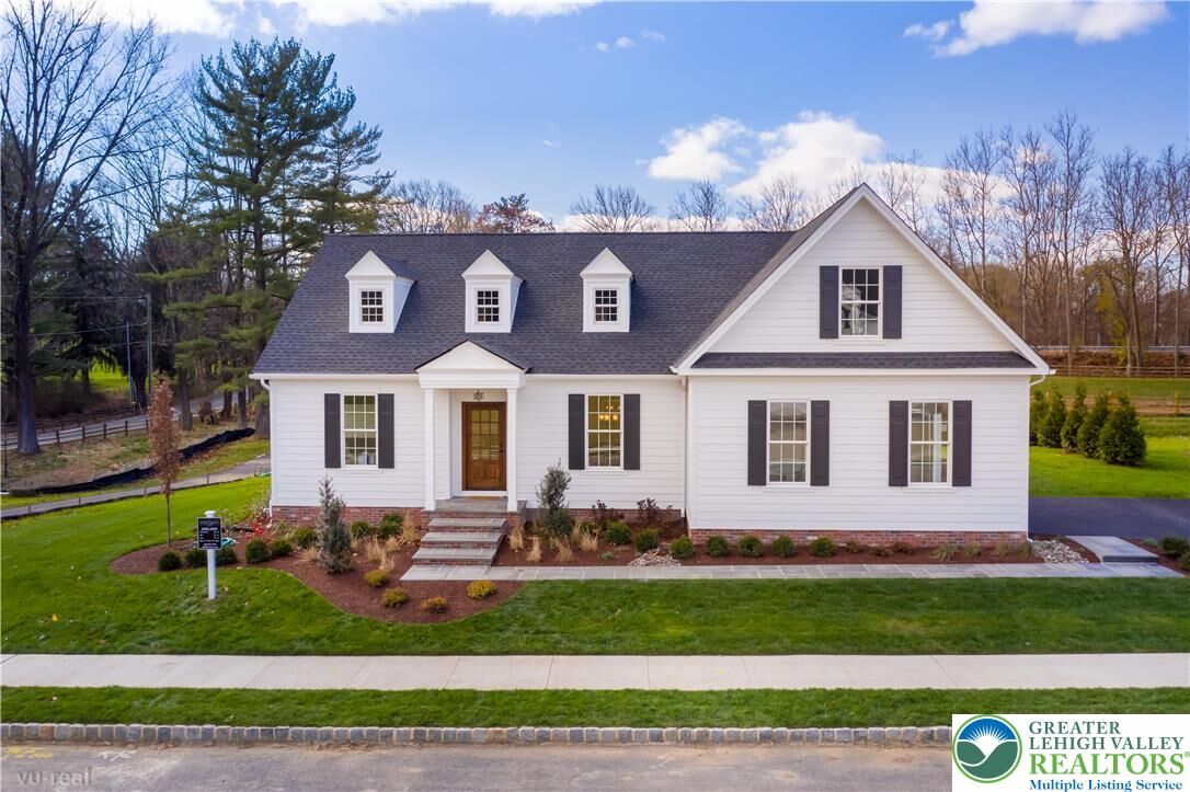 Property Photo:  4630 Old Saucon Road  PA 18015 
