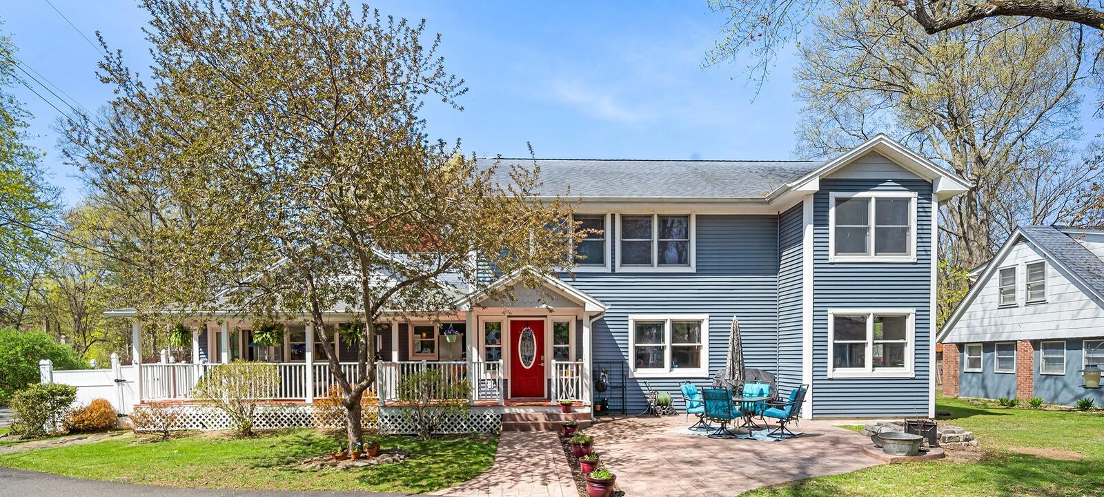 Property Photo:  8 Oak Drive  NY 12553 