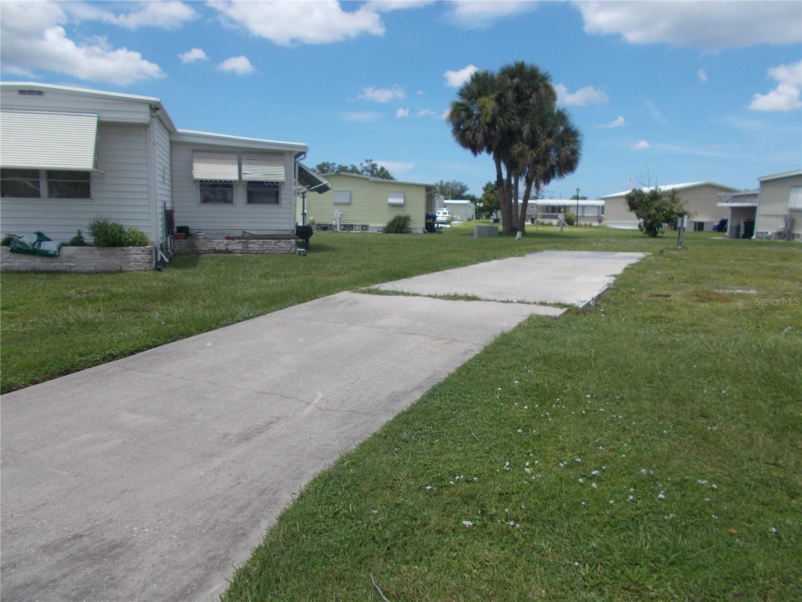 Property Photo: 6786 Neighborly Court FL 34287