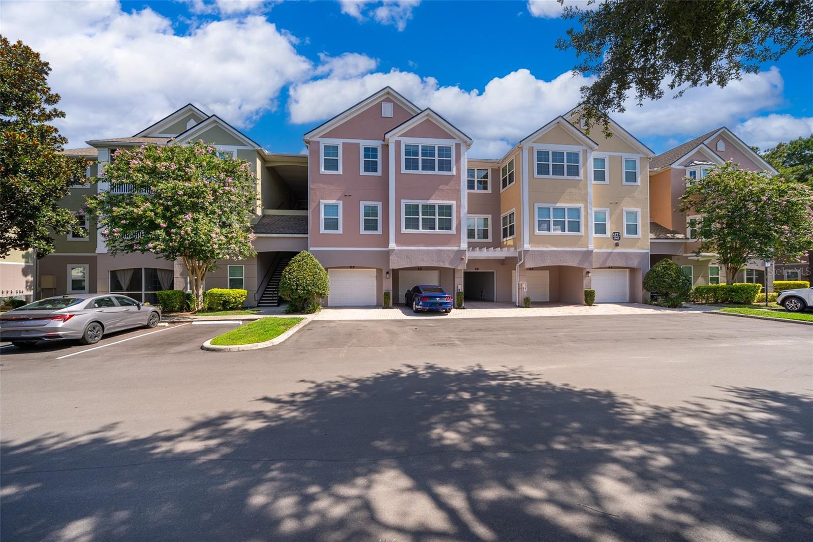 6663 Queens Borough Avenue 101  Orlando FL 32835 photo