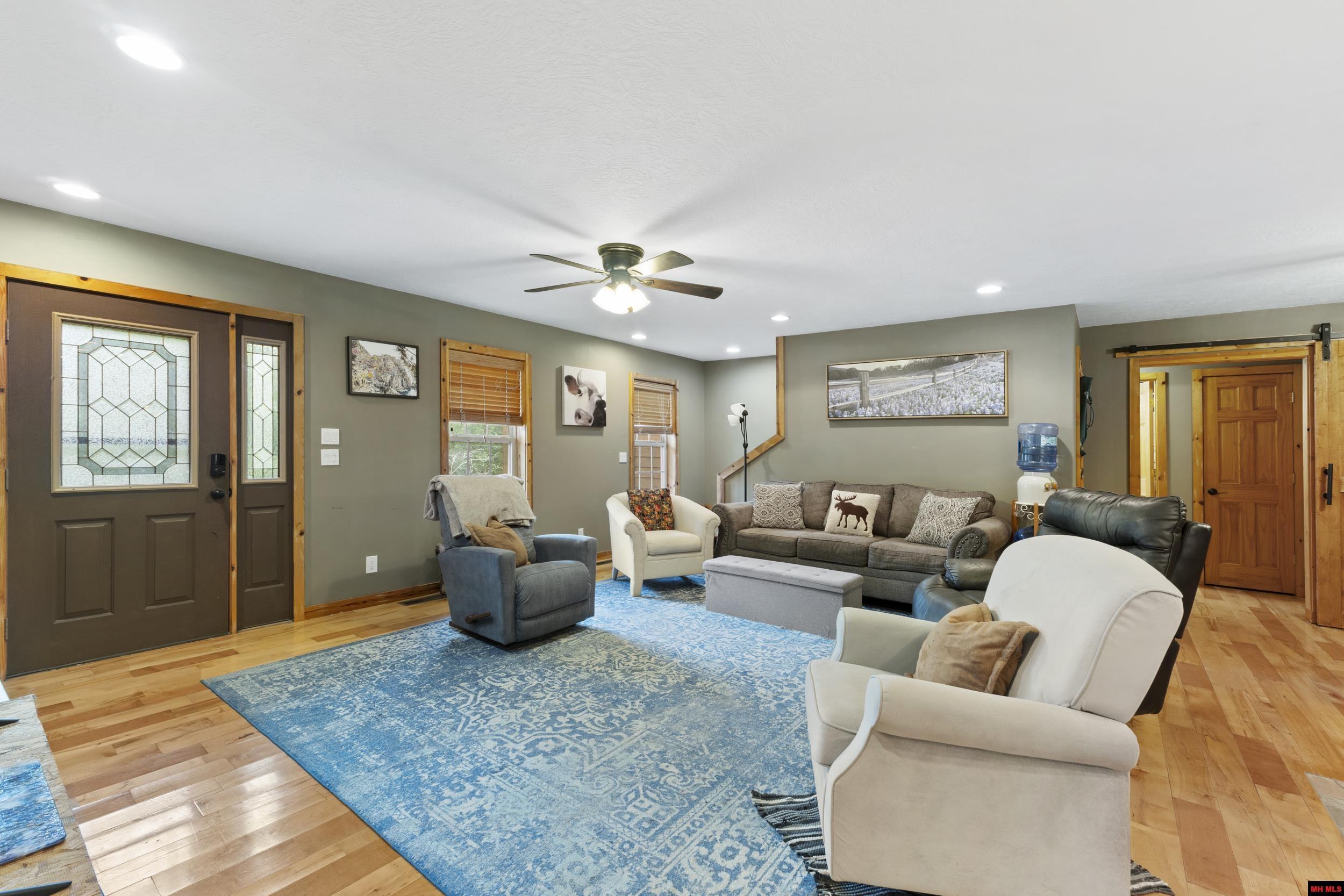 Property Photo:  118 Overhill Road  AR 72653 