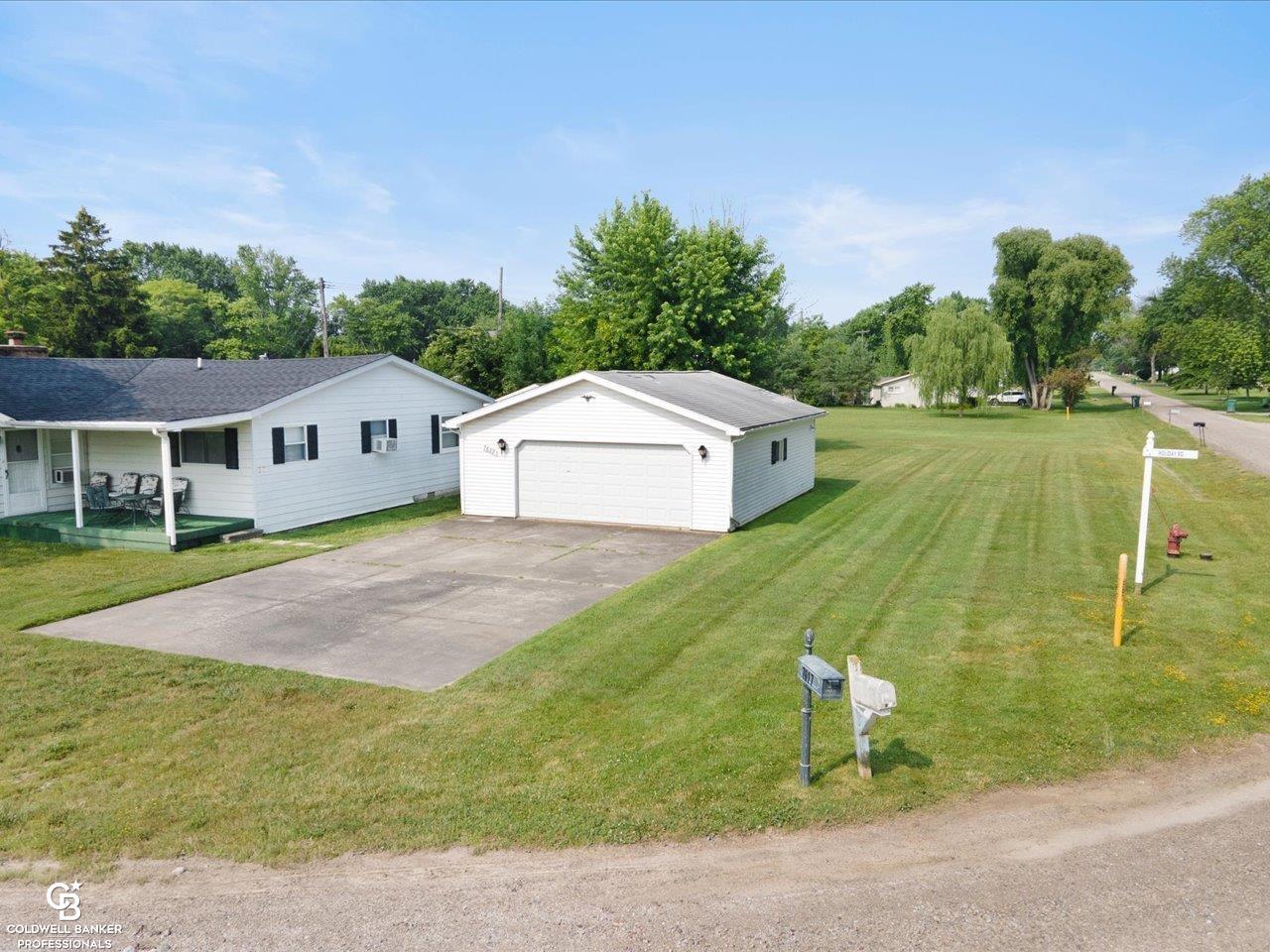 Property Photo: 7620 Holiday Road MI 48450