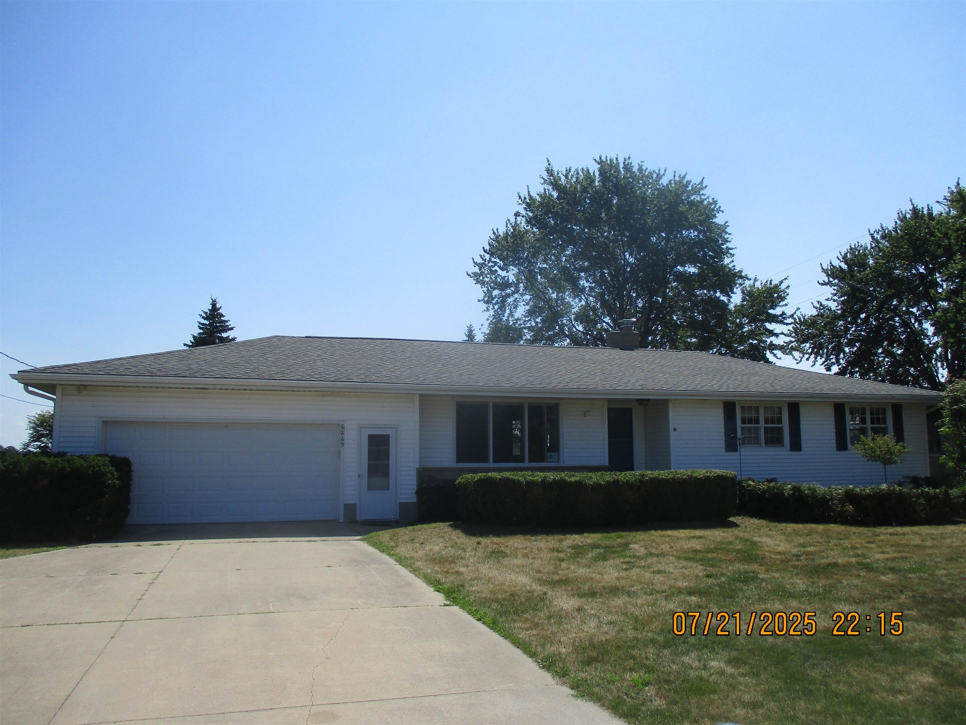 Property Photo: 6869 3 Mile Road MI 48706